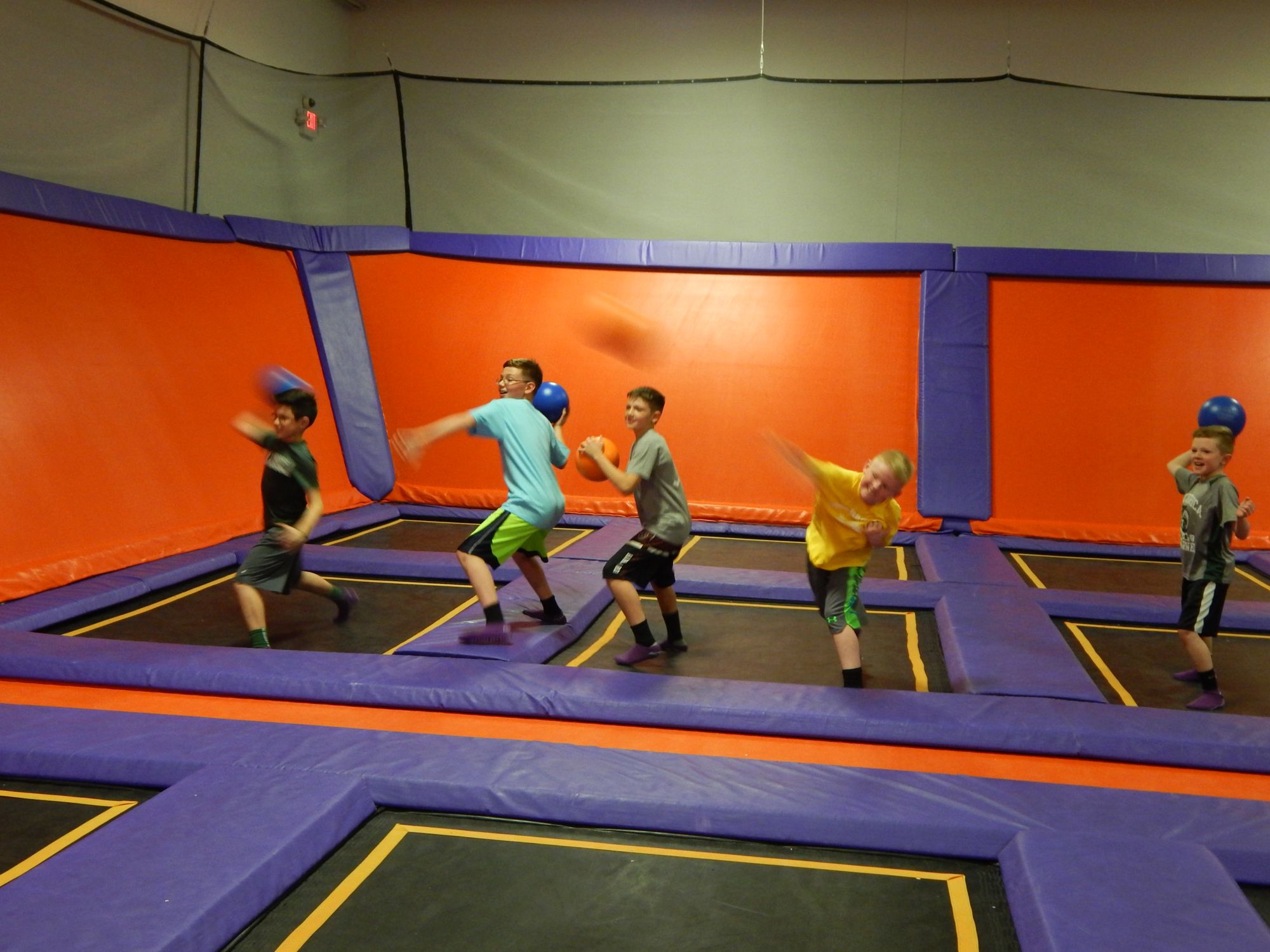 Altitude Trampoline Park - Foam Pit